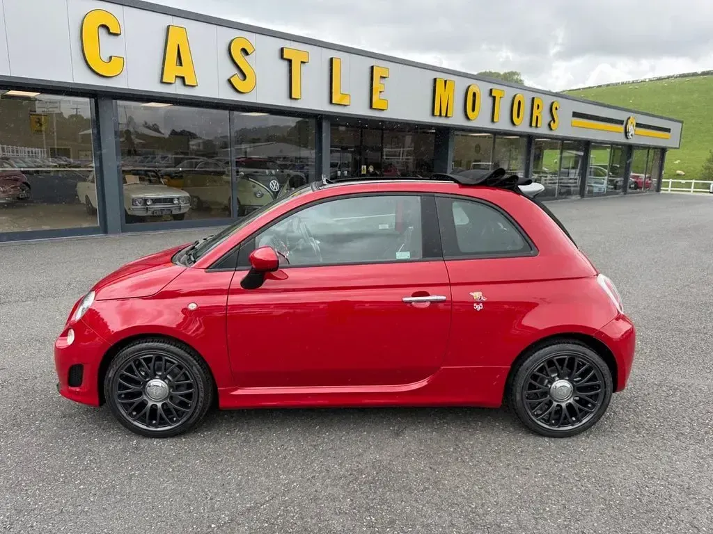 Used Abarth 595 140 HP (102 kW) 2016 Red Cabriolet
