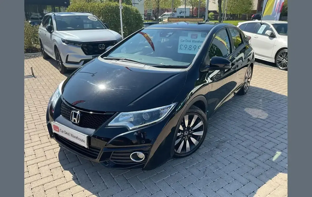 Used Honda Civic SE Plus 139 HP (102 kW) 2016 Black Hatchback
