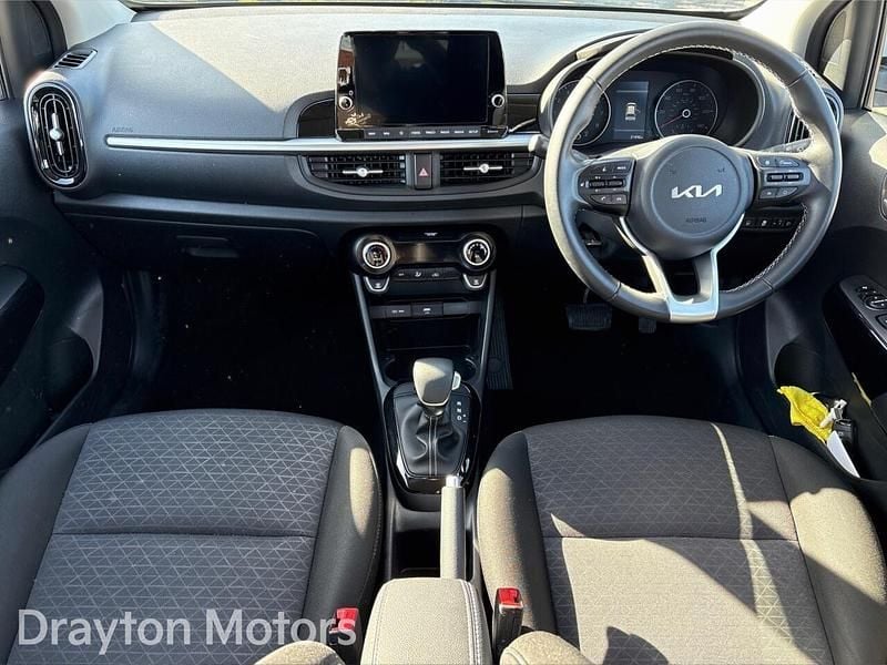 Used Kia Picanto 66 HP (48 kW) 2023 White Hatchback