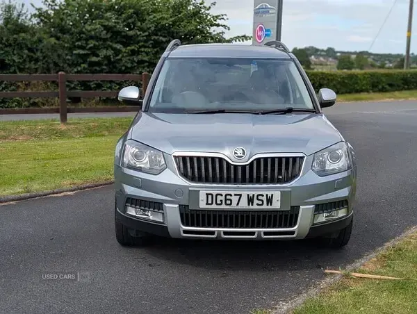 Used Skoda Yeti SE L 110 HP (80 kW) 2017 Grey SUV