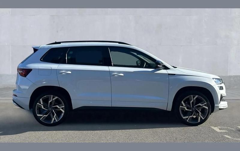 Used Skoda Karoq SportLine 150 HP (110 kW) 2025 White SUV