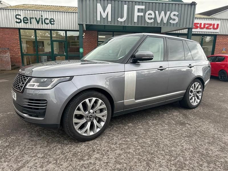 Grey Used 2021 Land Rover Range Rover SUV | £38,995 (A bit pricey) - Image 1/4