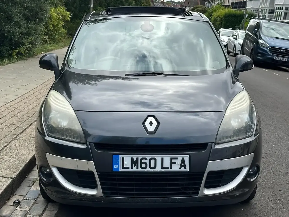 Used Renault Scénic III Privilege 140 HP (102 kW) 2010 Grey MPV