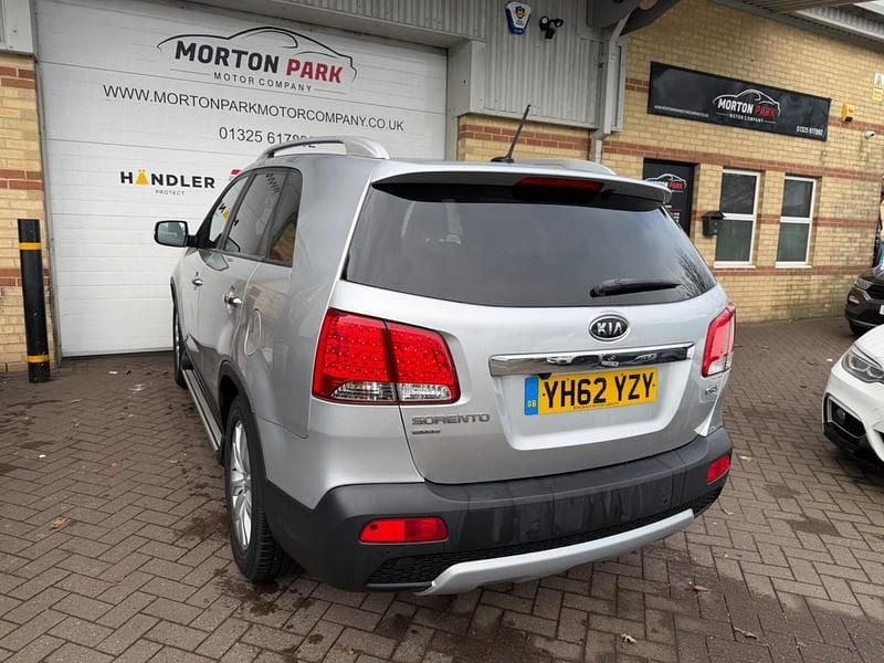 Used Kia Sorento 197 HP (144 kW) 2012 Silver SUV