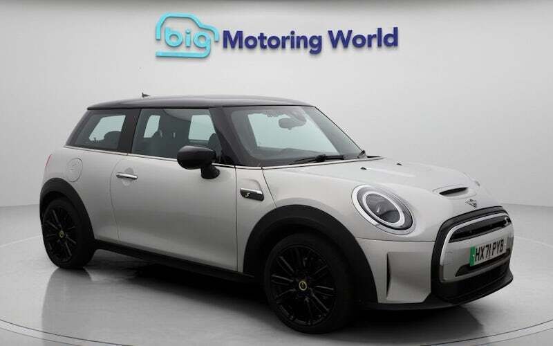 Used 2023 Mini Cooper Level 2 Hatchback | £11,700 (Fair price) - Image 1/4