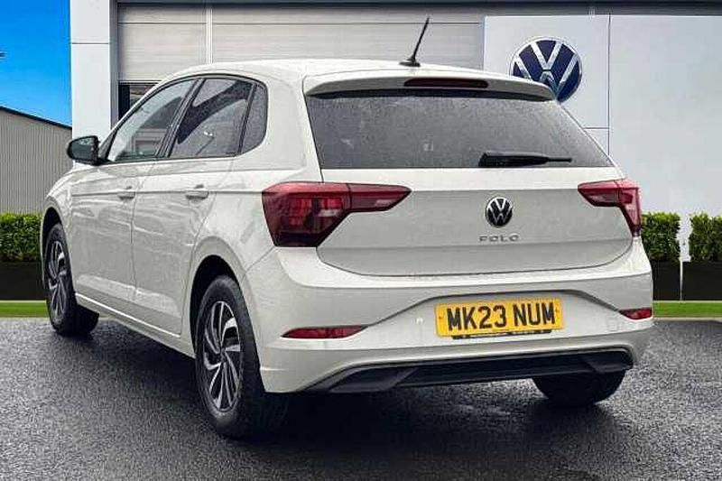 Used VW Polo Life 80 HP (58 kW) 2023 Grey Hatchback