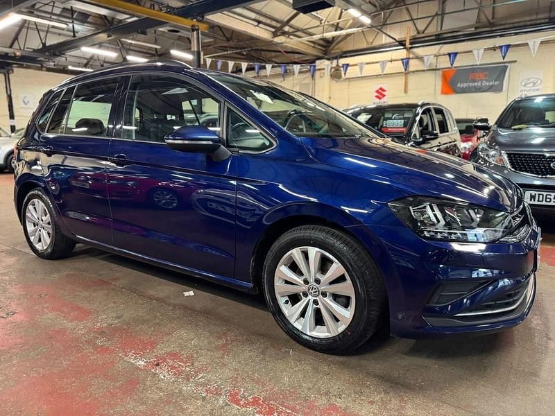 Blue Used 2018 VW Golf Sportsvan SE MPV | £5,800 (Good price) - Image 1/4