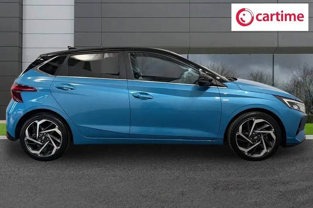 Used Hyundai i20 Ultimate 101 HP (74 kW) 2022 Black Hatchback