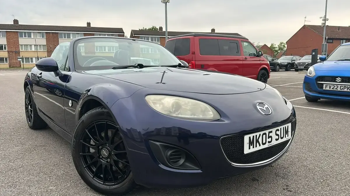 Usado Mazda MX5 126 HP (92 kW) 2010 Azul Cabrios