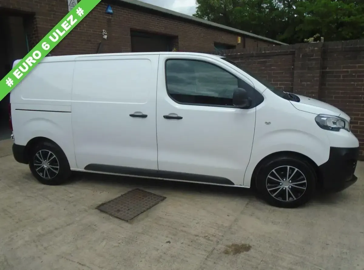 Used Peugeot Expert 2018 White Van