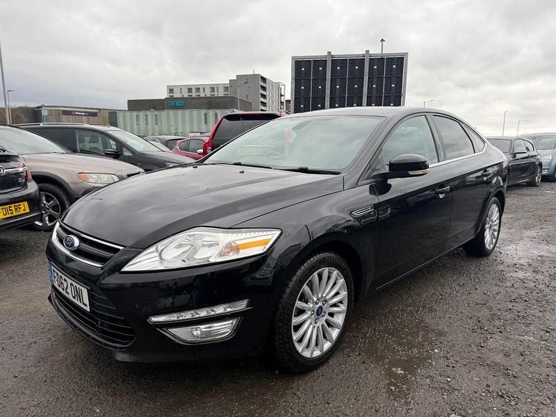 Used Ford Mondeo Business Edition 140 HP (102 kW) 2013 Black Hatchback