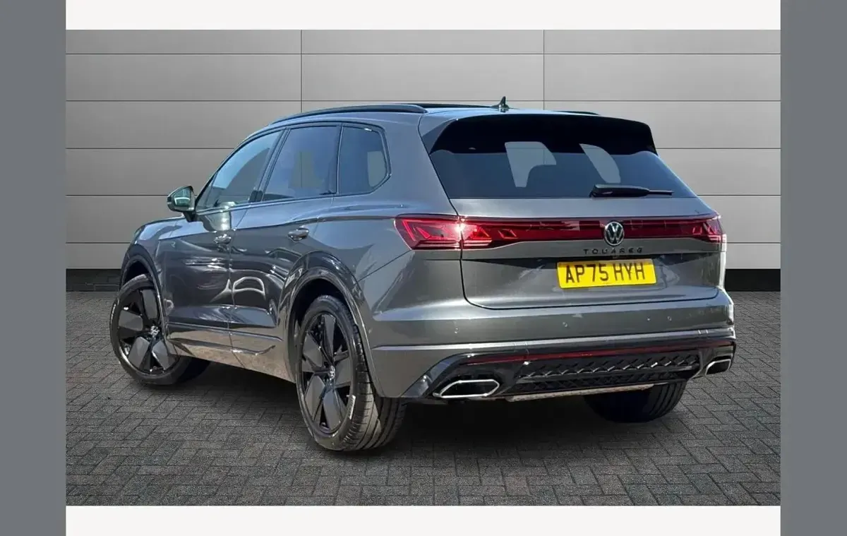 Used VW Touareg Black Edition 286 HP (210 kW) 2026 Silicon grey SUV