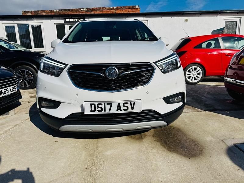 Used Vauxhall Mokka X Design Edition 136 HP (100 kW) 2017 White SUV