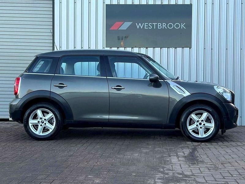 Used Mini Cooper D Countryman 112 HP (82 kW) 2014 Grey SUV