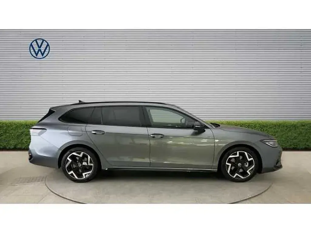 New VW Passat 150 HP (110 kW) 2026 Estate