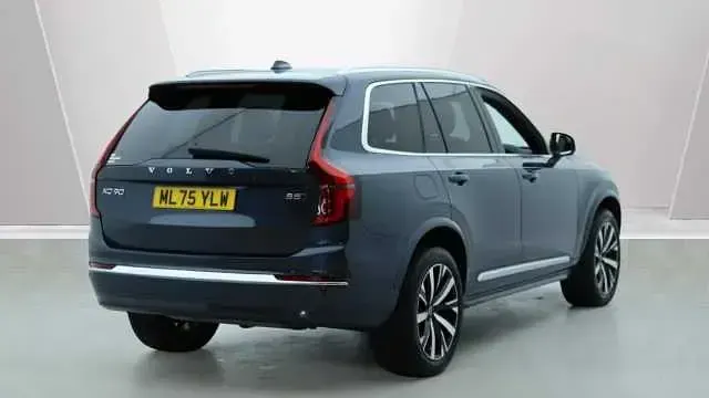 Used Volvo XC90 Core 250 HP (183 kW) 2026 SUV