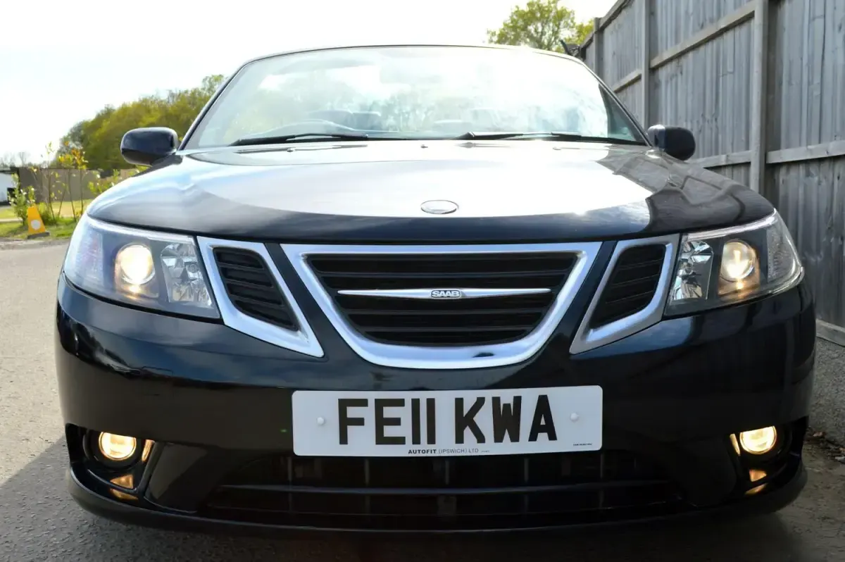 Begagnad Saab 9-3 Cabriolet Linear 2011 Svart Cab
