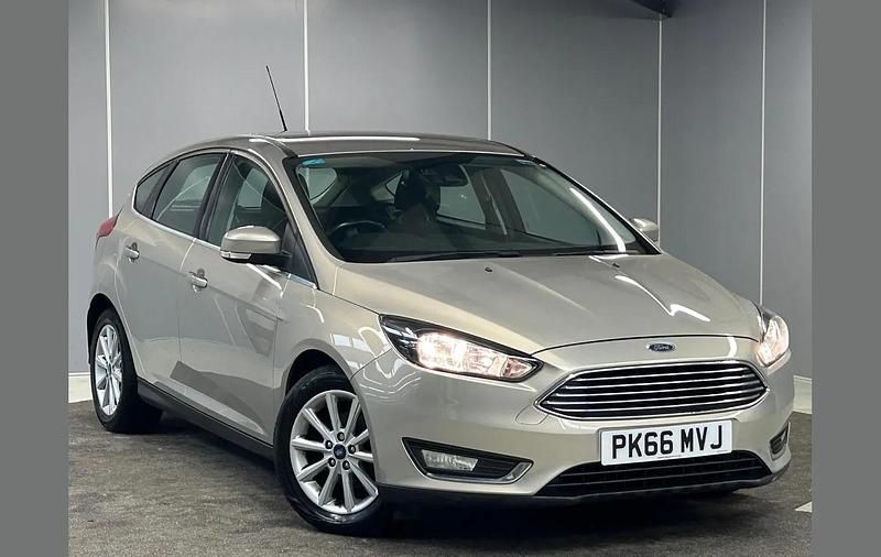 Silver Used 2016 Ford Focus Titanium Hatchback | £5,425 (Fair price) - Image 1/4