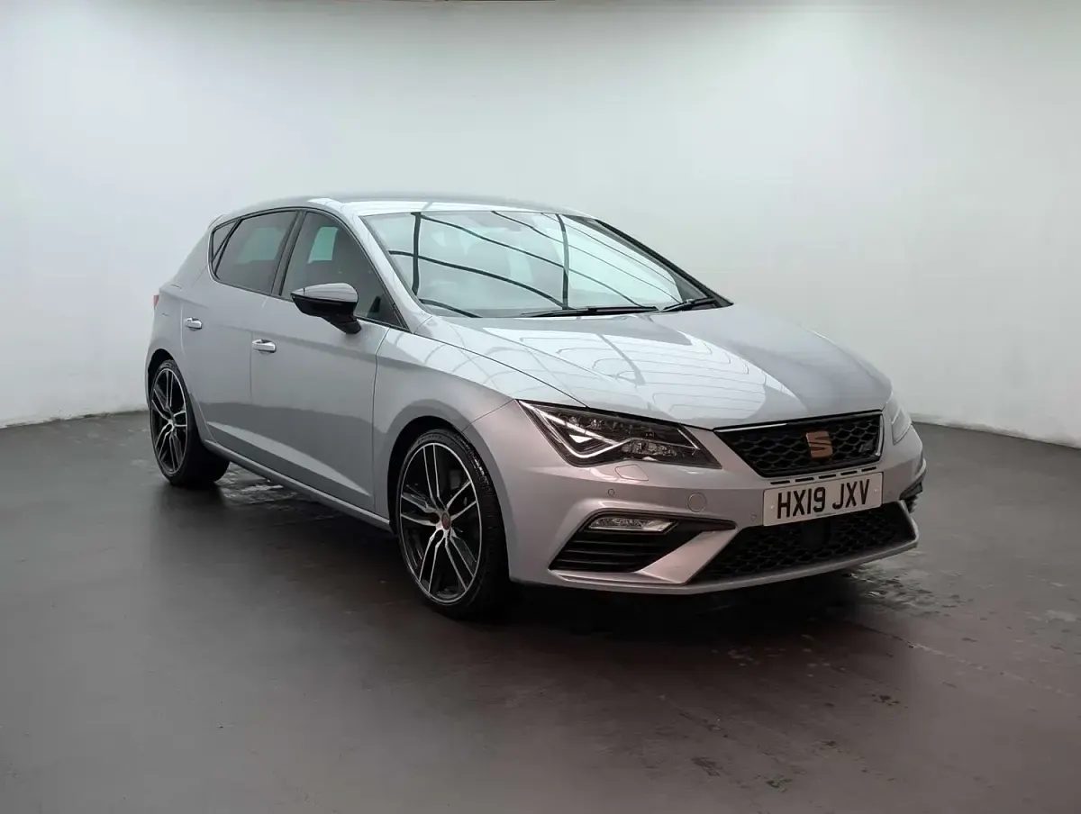 Used Seat Leon CUPRA 290 HP (213 kW) 2019 Silver Hatchback
