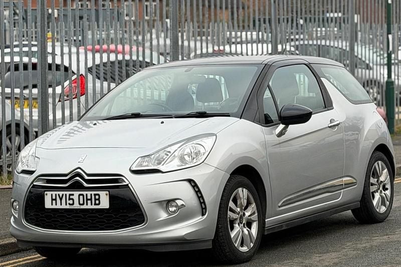 Used Citroën DS3 PureTech 82 HP (60 kW) 2015 Silver Hatchback
