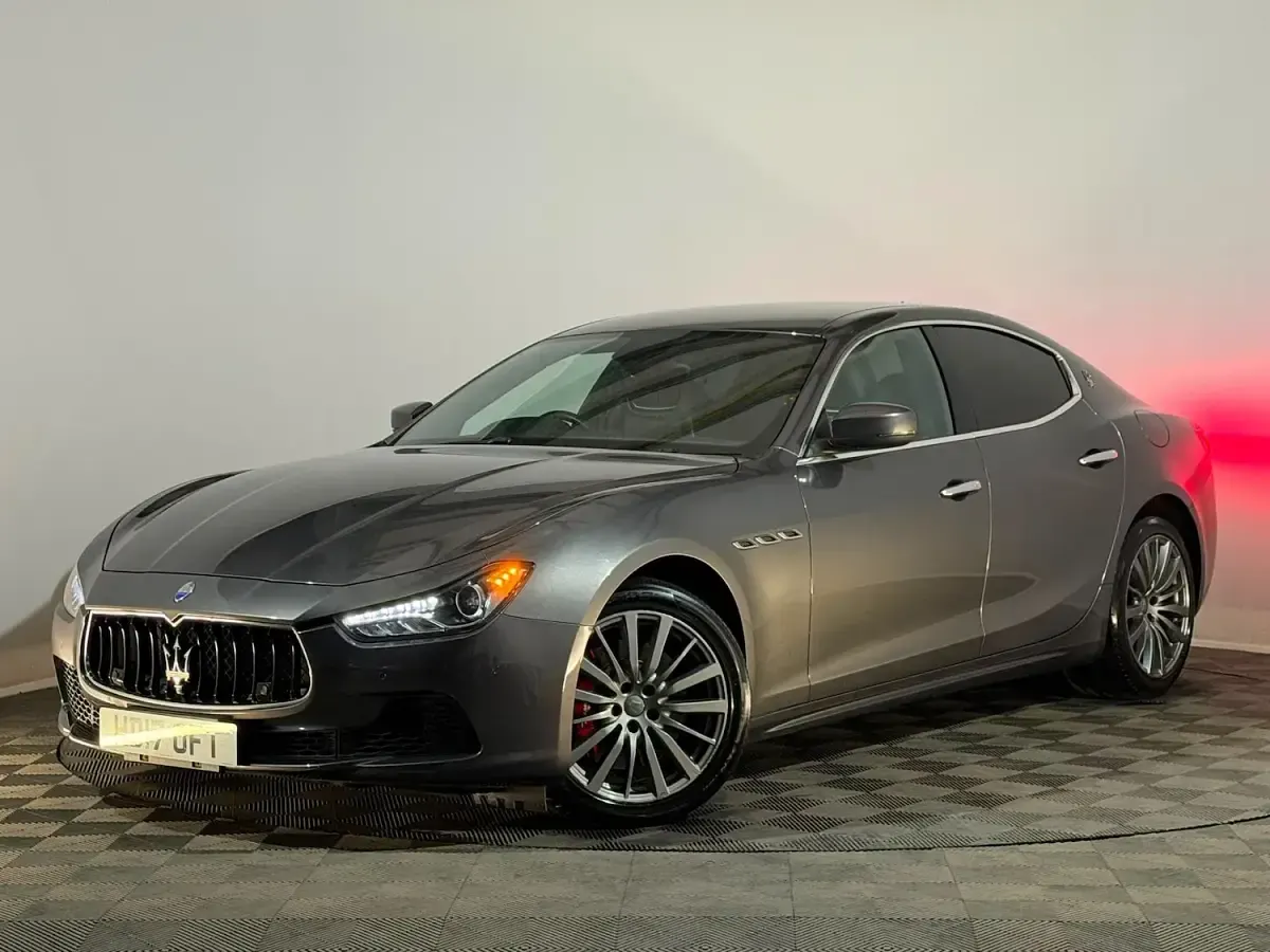 Used Maserati Ghibli 275 HP (202 kW) 2017 Grey Sedan