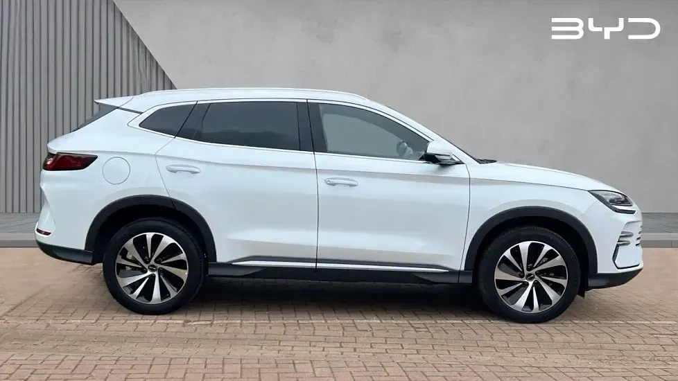 Used BYD Seal U Boost 218 HP (160 kW) 2025 Snow white SUV