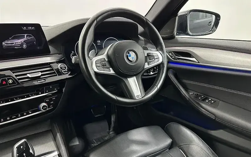 Used BMW 530 M Sport 265 HP (194 kW) 2019 Black Estate