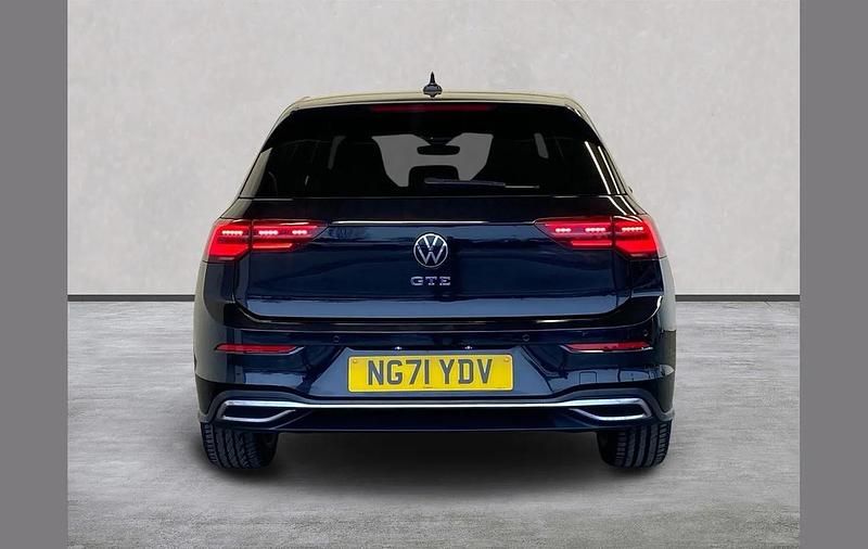 Used VW Golf VIII GTE 245 HP (180 kW) 2022 Black Hatchback