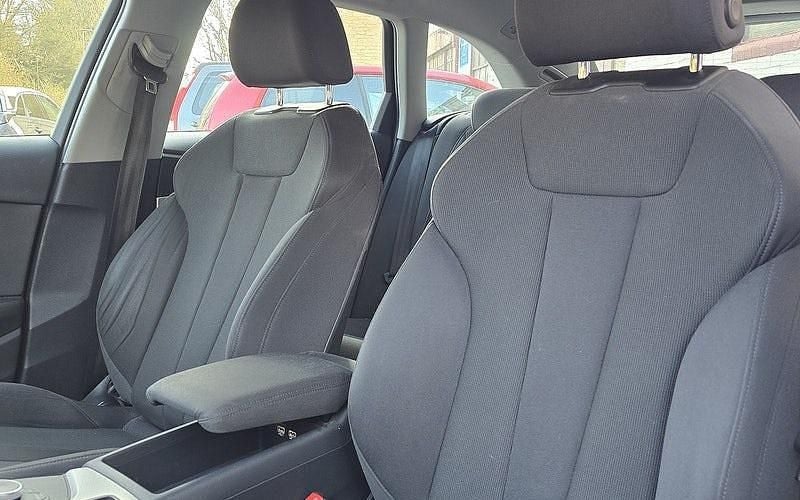 Used Audi A4 Sport 150 HP (110 kW) 2017 Black Estate