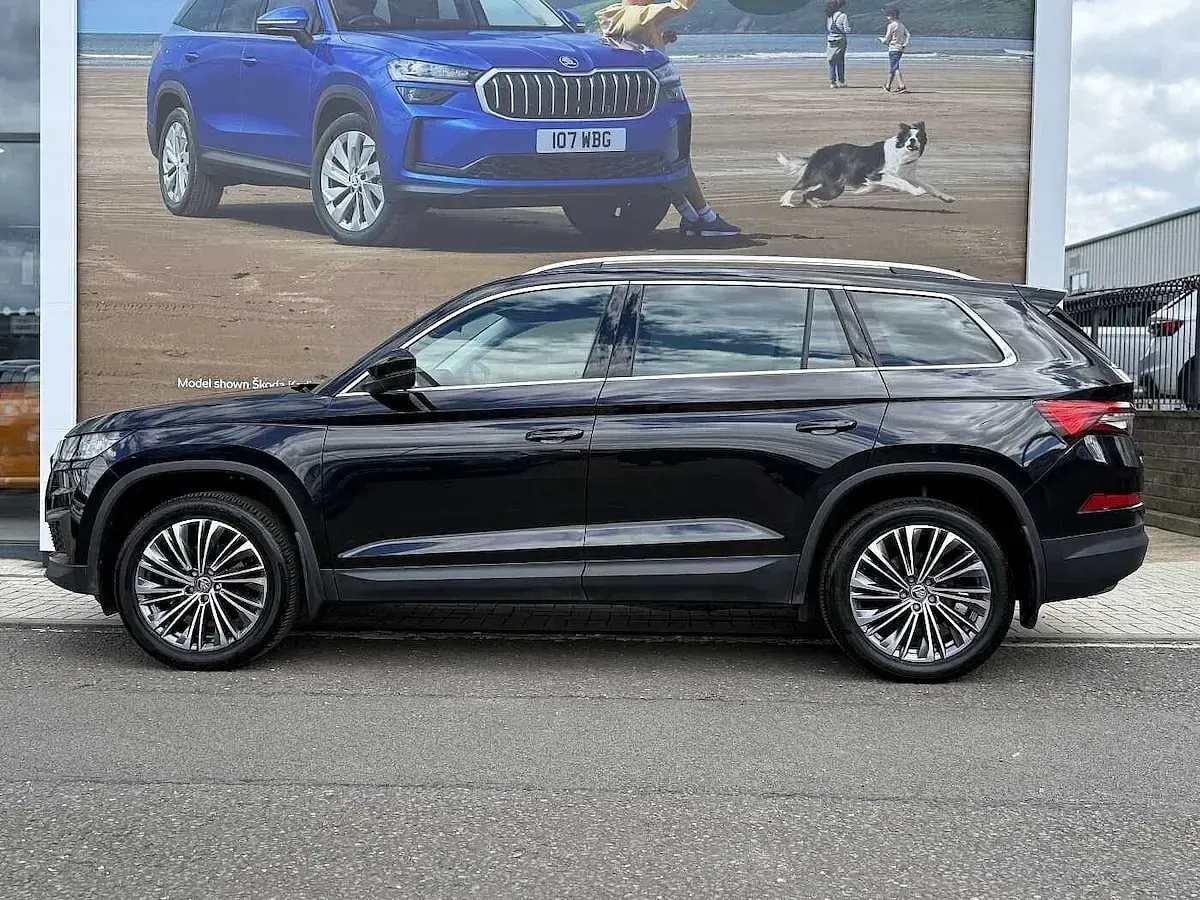 Used Skoda Kodiaq SE L Executive 150 HP (110 kW) 2024 Black magic pearl effect SUV