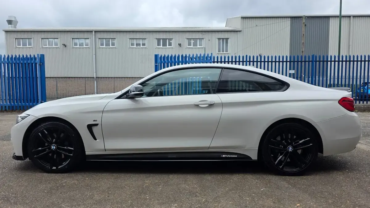 Used BMW 420 Coupé M Sport 2017 White Coupe