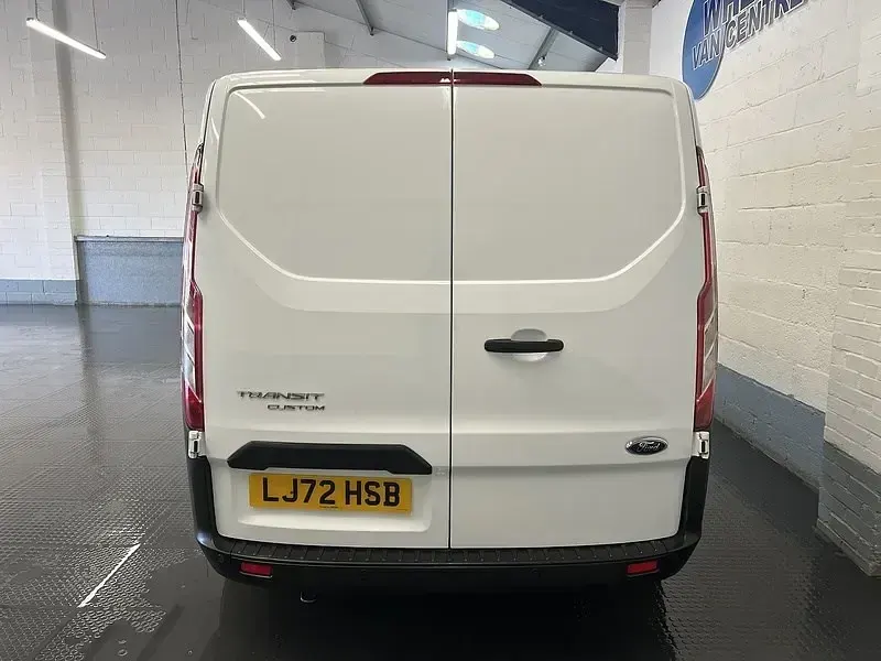 Usado Ford Transit Custom S 130 CV (95 kW) 2023 Blanco Van