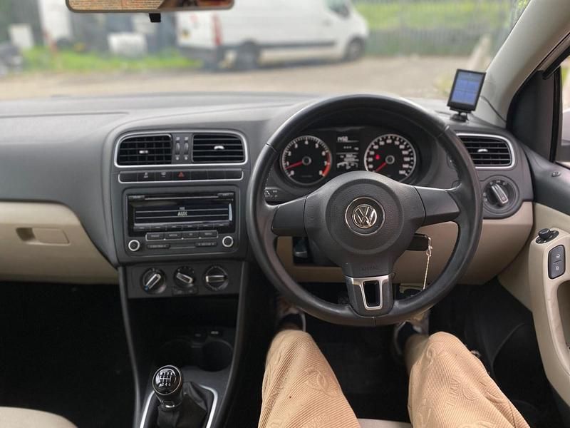 Used VW Polo SEL 105 HP (77 kW) 2013 White Hatchback