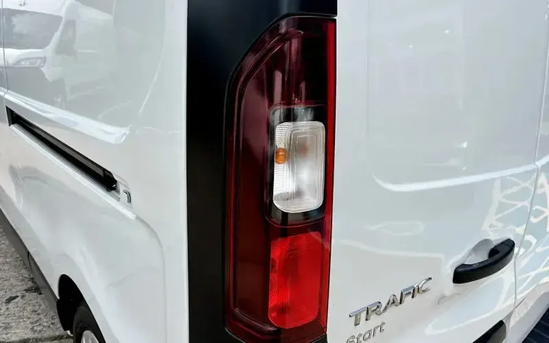 Used Renault Trafic 131 HP (96 kW) 2023 White MPV