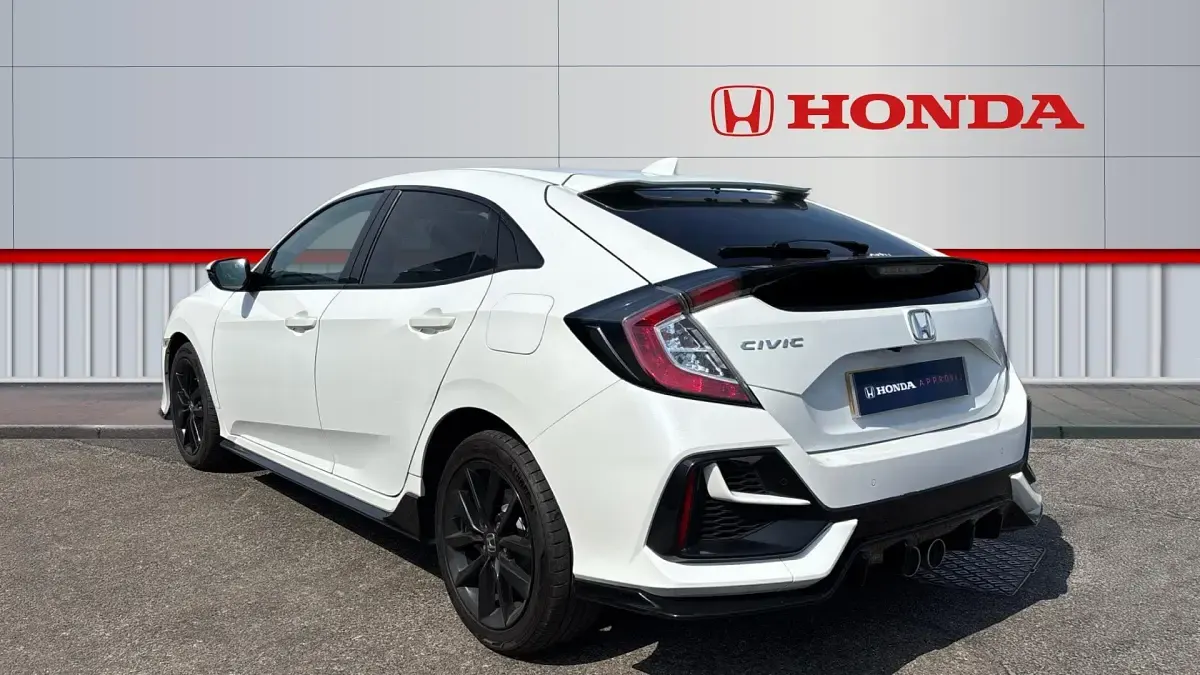 Used Honda Civic Sport 182 HP (133 kW) 2021 White Hatchback