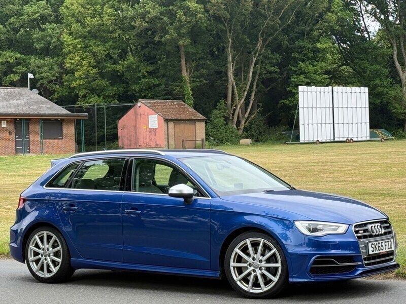 Blue Used 2015 Audi A3 Comfort Hatchback | £9,995 (Good price) - Image 1/4