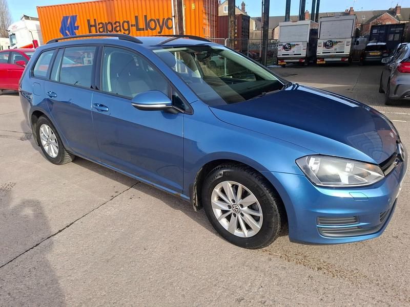Used VW Golf VII S 105 HP (77 kW) 2014 Blue Estate