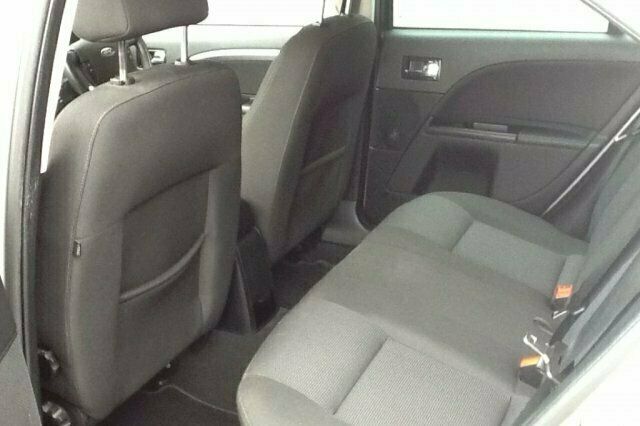 Begagnad Ford Mondeo 2006 Halvkombi