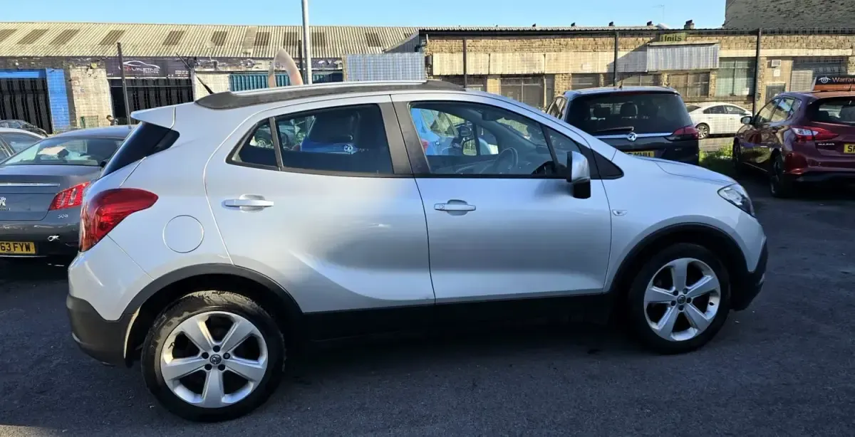 Second-hand Vauxhall Mokka 115 CP (84 kW) 2015 Argintiu SUV
