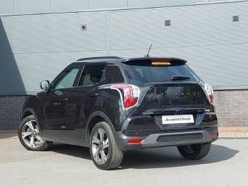 Image 2/4