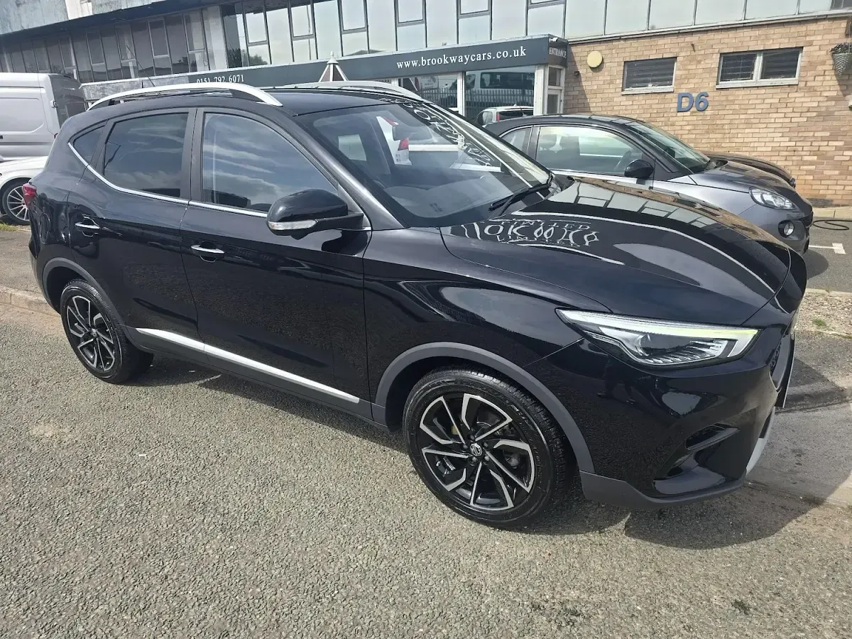 Used MG ZS Exclusive 106 HP (77 kW) 2023 Black SUV