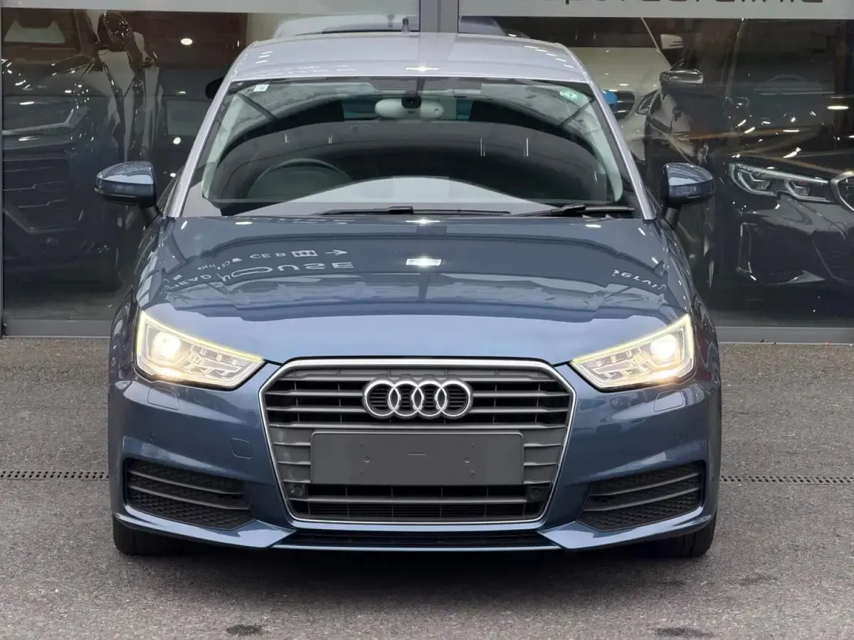 Used Audi A1 Sportback S-Line 95 HP (69 kW) 2026 Blue/silver Hatchback