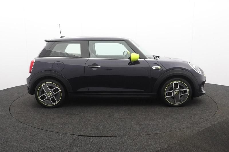 Used Mini Cooper SE Hatch 135 kW (184 HP) 2020 Blue/black Hatchback