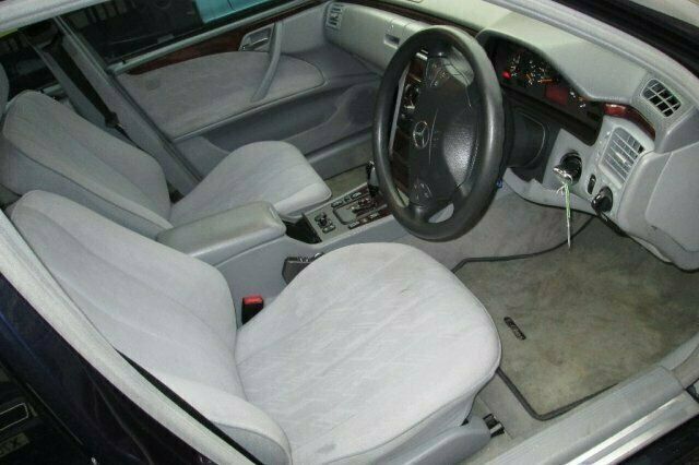 Used Mercedes E240 Classic 2000 Sedan