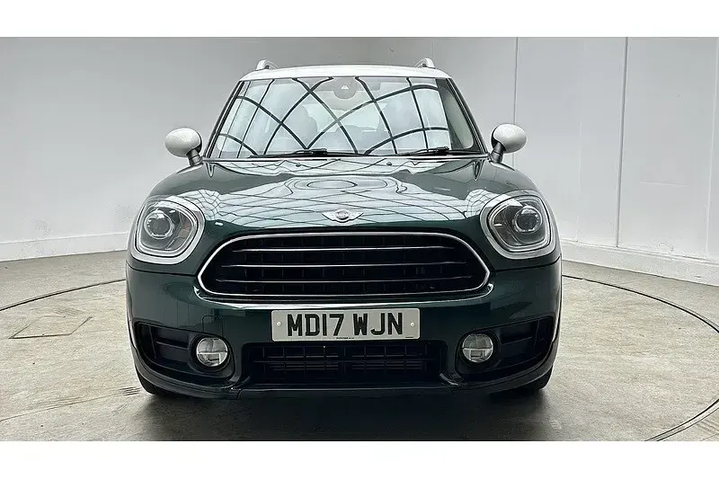 Used Mini Cooper Countryman 2017 British racing green SUV