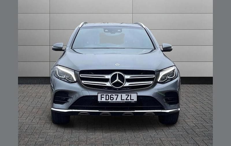 Used Mercedes GLC250 AMG Line Premium 200 HP (147 kW) 2017 Grey SUV