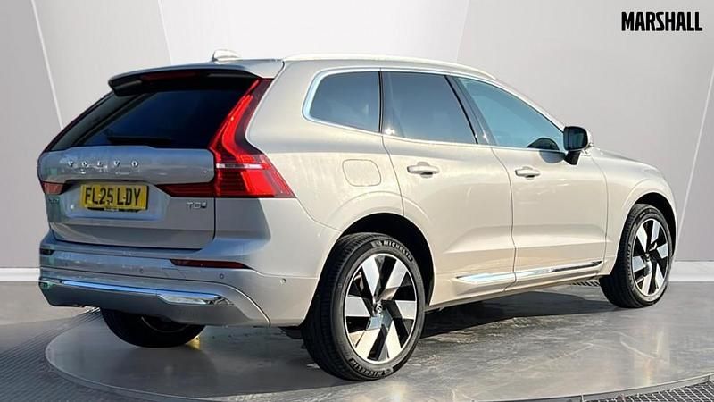 Used Volvo XC60 Ultra 455 HP (334 kW) 2025 Silver SUV