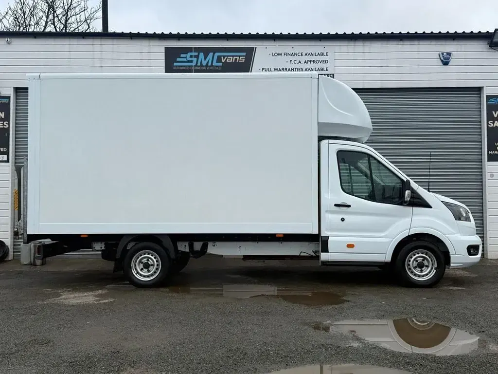 Used Ford Transit 130 HP (95 kW) 2021 White Cabriolet