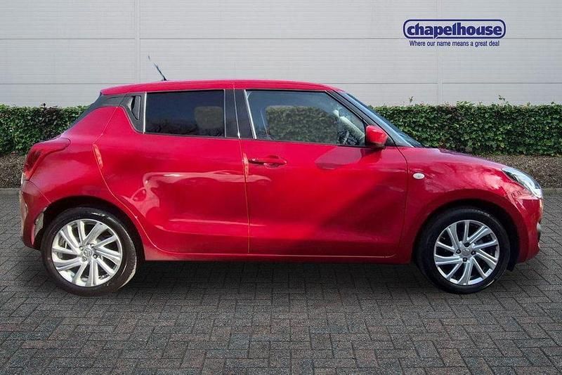 Used Suzuki Swift SZ-T 83 HP (61 kW) 2022 Red Hatchback