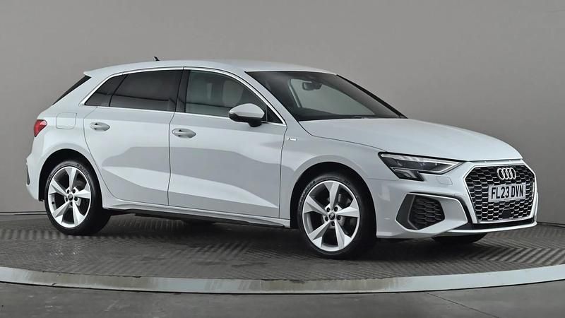 Used Audi A3 e-tron S-Line 204 HP (150 kW) 2023 White Hatchback